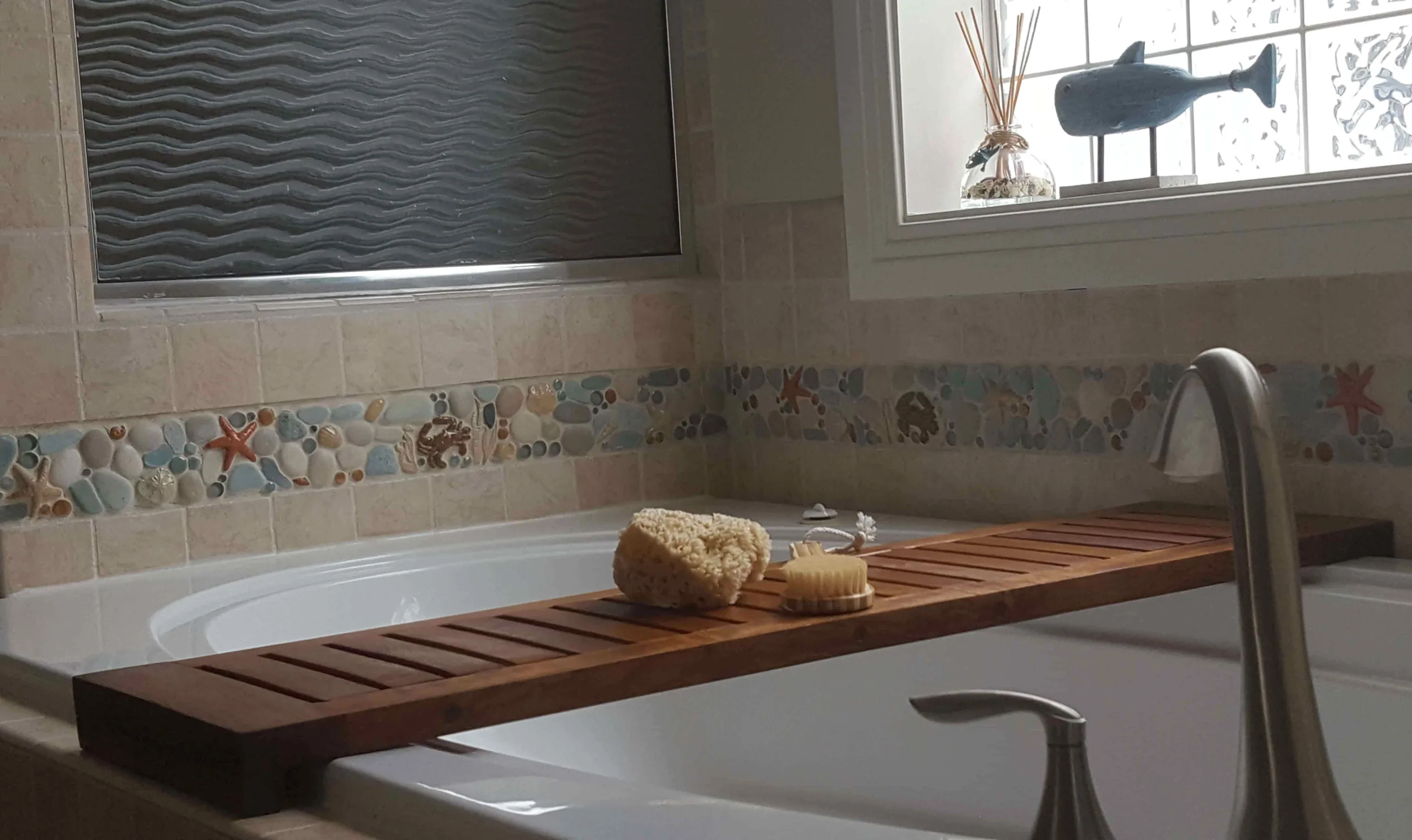 bathtub mosaic tile border