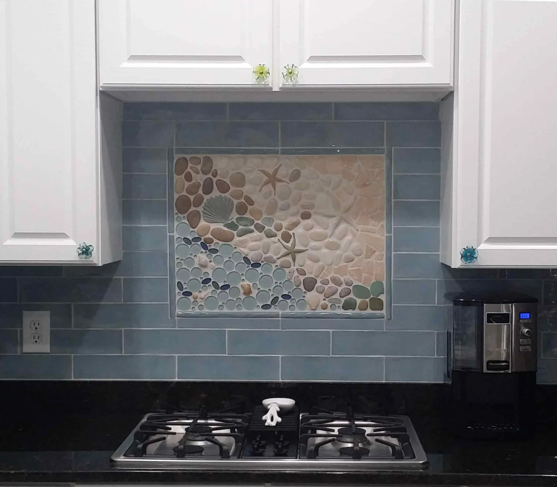 modern coastal decor kitchen tile