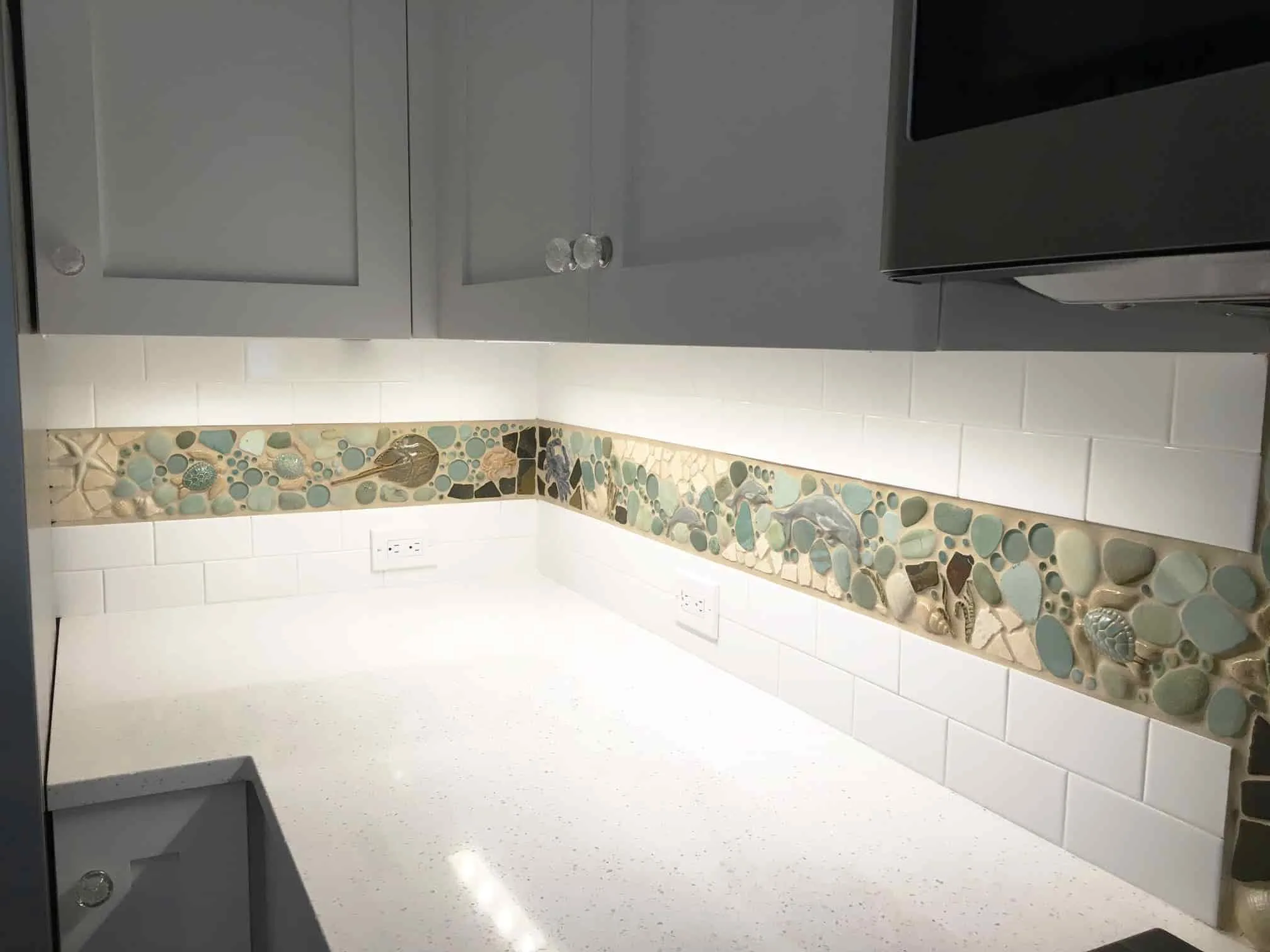 pond scene kitchen tile border