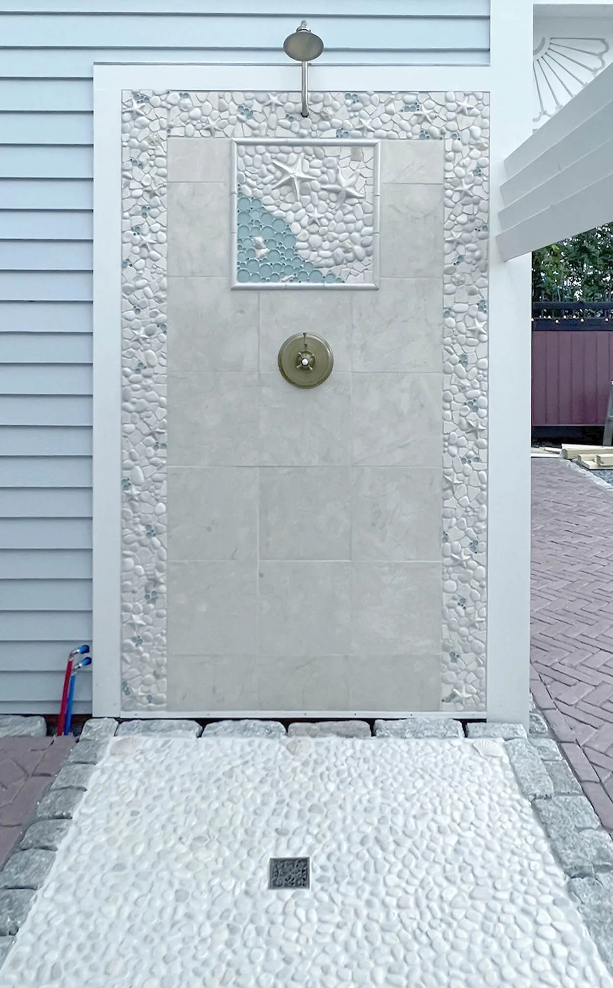 outdoor shower tile nautical starfish